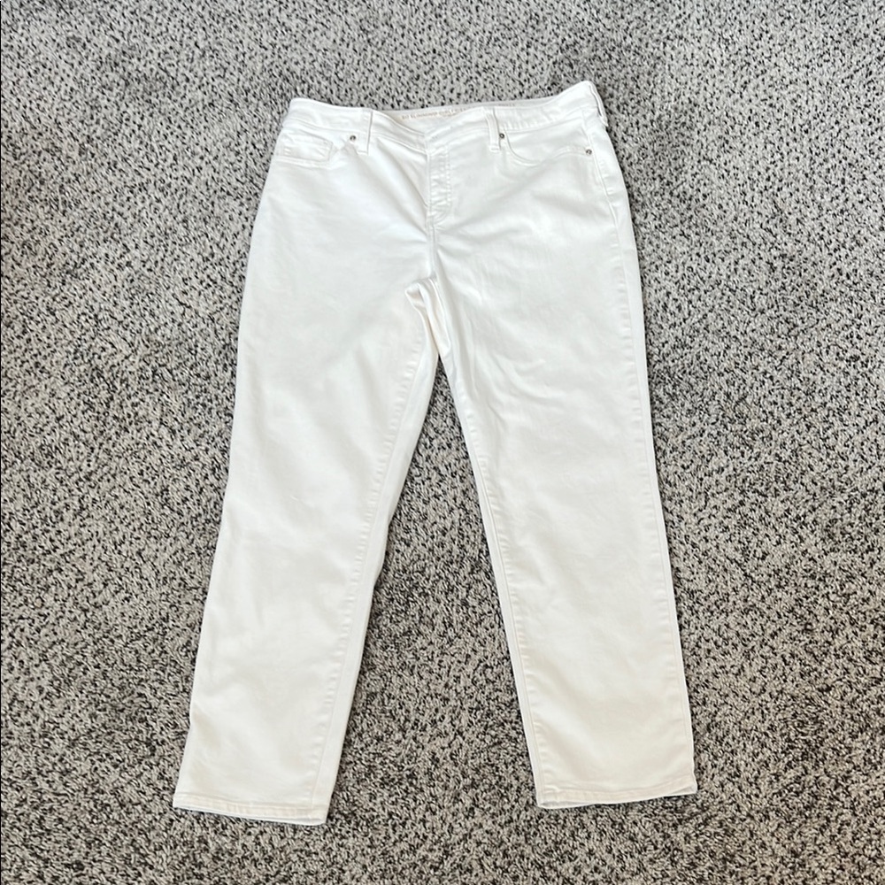 EUC Chico's So Slimming Girlfriend Slim leg ankle. Size 10